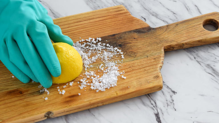 9 Things You Should Be Cleaning With Salt And Lemon Mixture