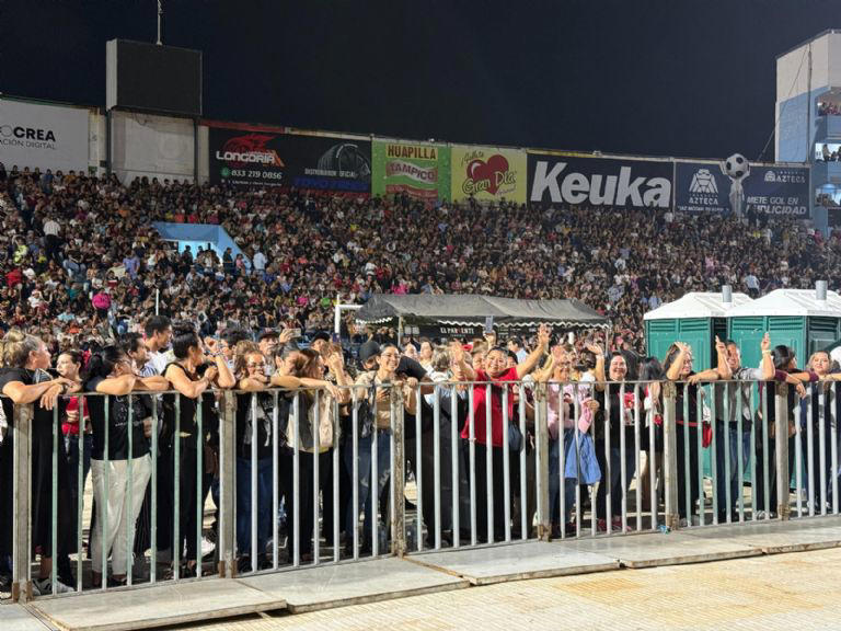 El cantante lleva a cabo una gira internacional. FOTO: Carlos Juárez.