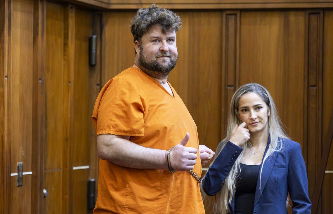 Is Son Accused Of Killing Mom Ex Knaus Berry Farm Owner Incompetent