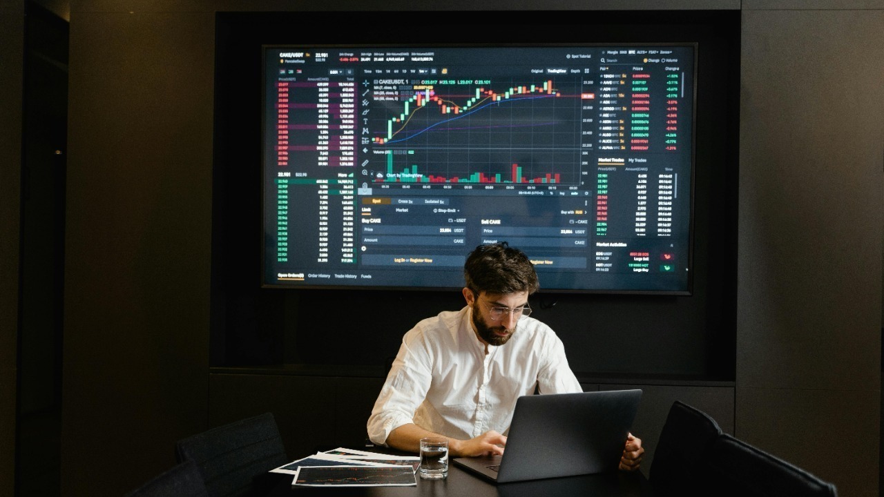 Penjualan kripto senilai 200 miliar dolar memicu kembali kekhawatiran penurunan Bitcoin