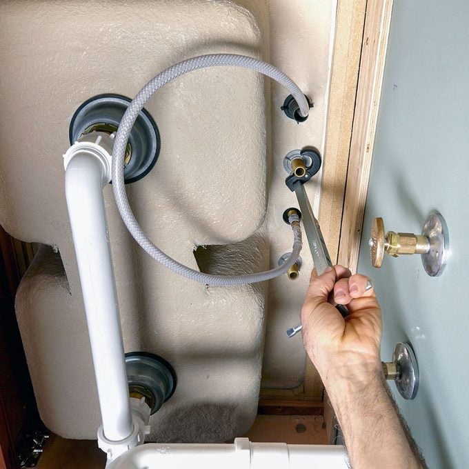 10 tips for installing a faucet the easy way
