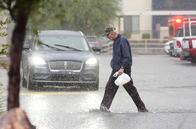 Hurricane Priscilla could turn Phoenix soggy this week. What the ...