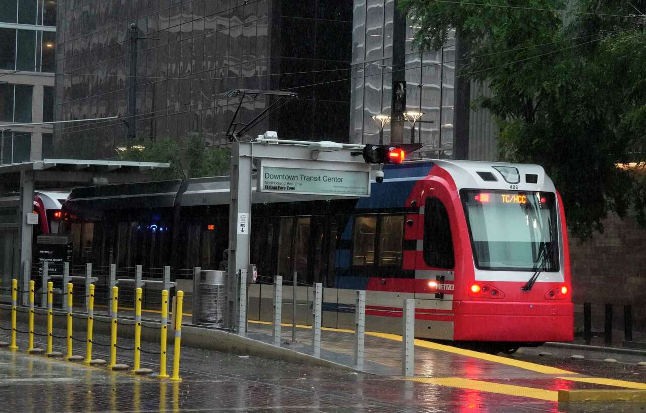 Metro's Red Line trains regain traffic signal priority in downtown Houston
