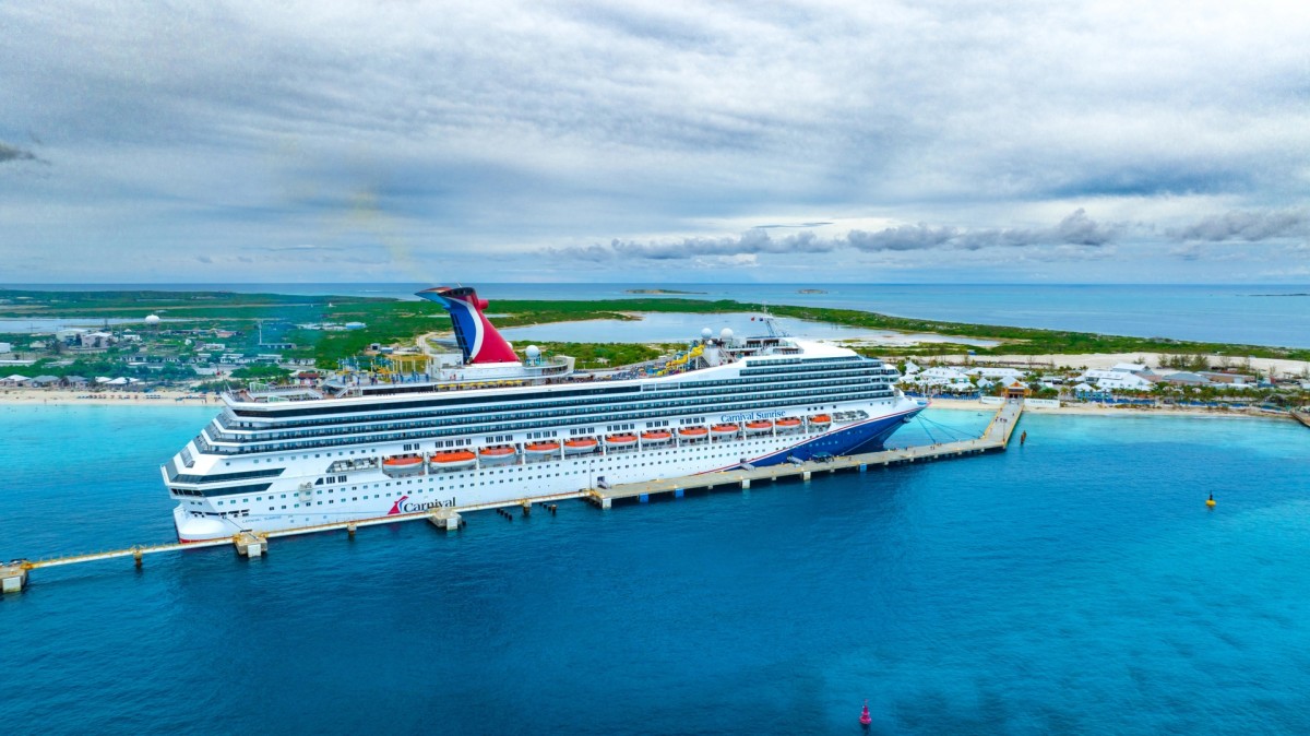 5 Carnival cruises drop ports due to Hurricane Melissa