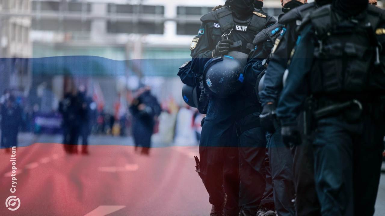 Petugas hukum Moskow menyita uang tunai, dokumen, dan perangkat keras dalam operasi kantor kripto