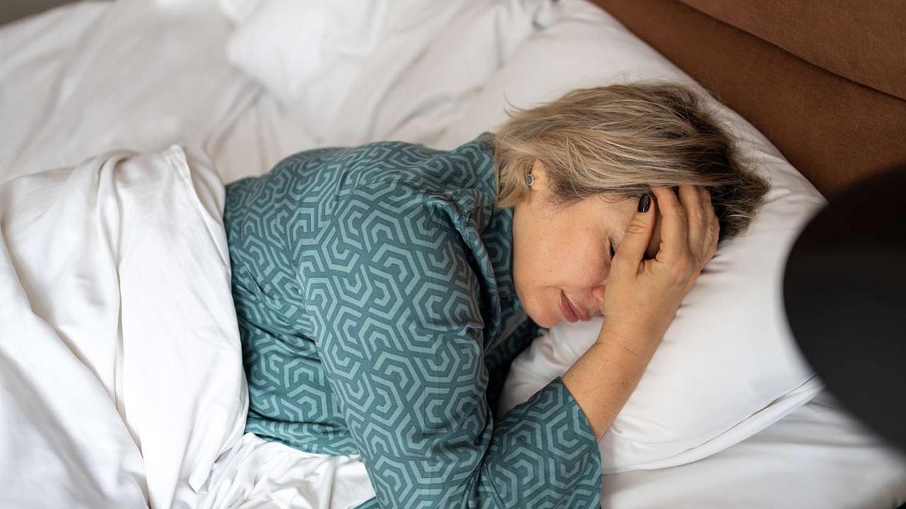 Disruptions in Sleep-Wake Cycle Linked to Higher Dementia Risk in Women