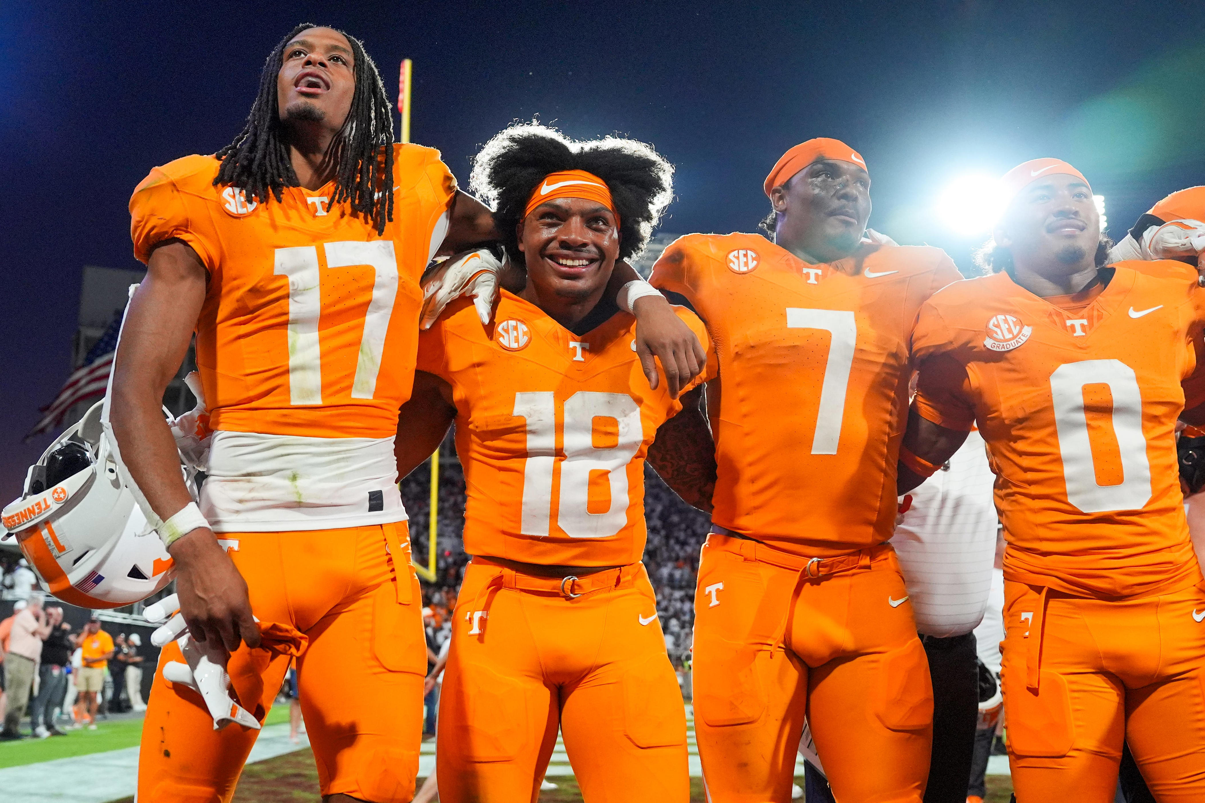 Tennessee football stays put in college football polls after OT win ...