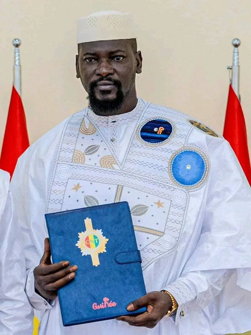 Guinée: la Nouvelle Constitution promulguée par le président de la transition