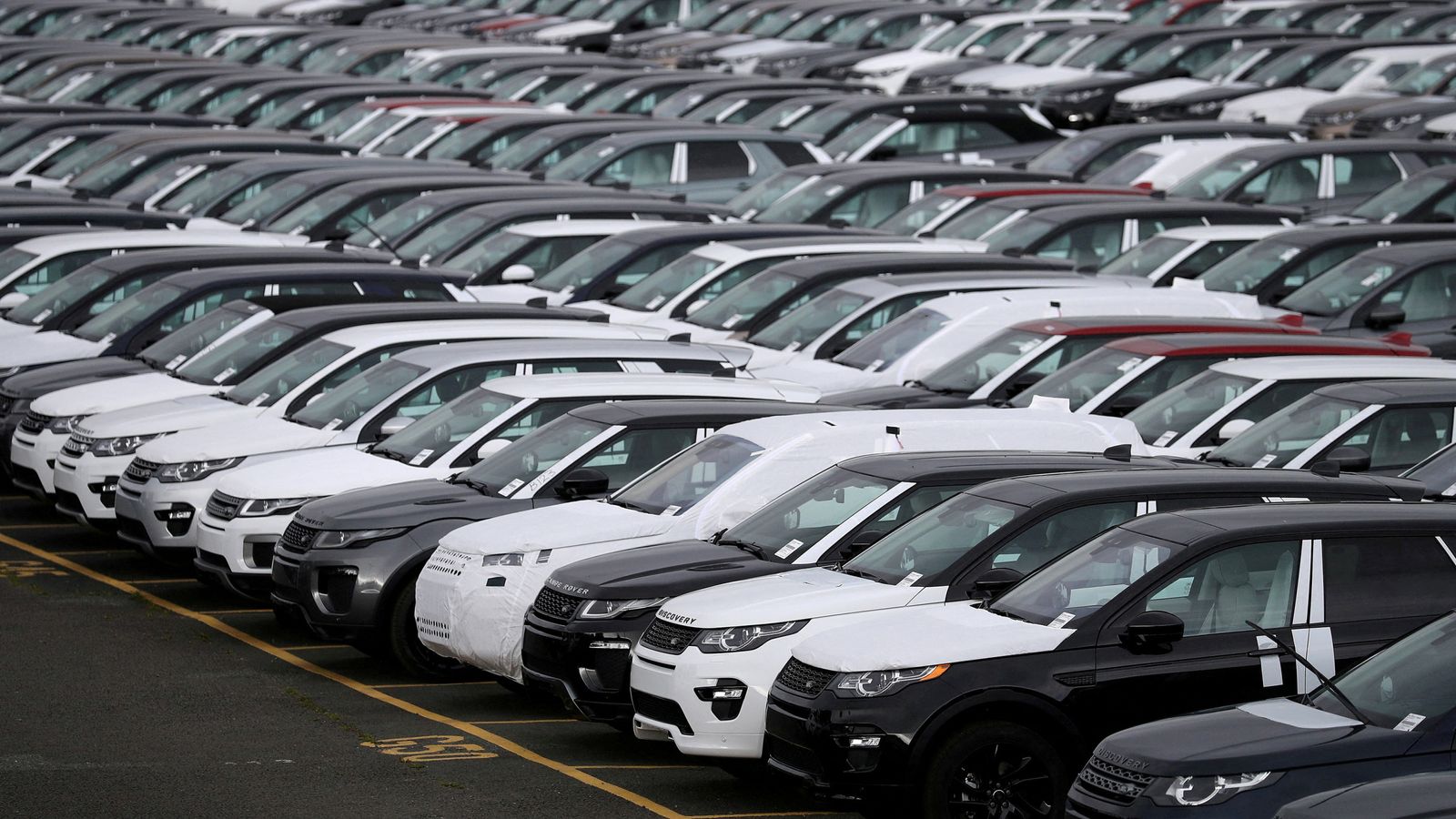 Jaguar Land Rover gets £1.5bn government-backed loan guarantee to help ...