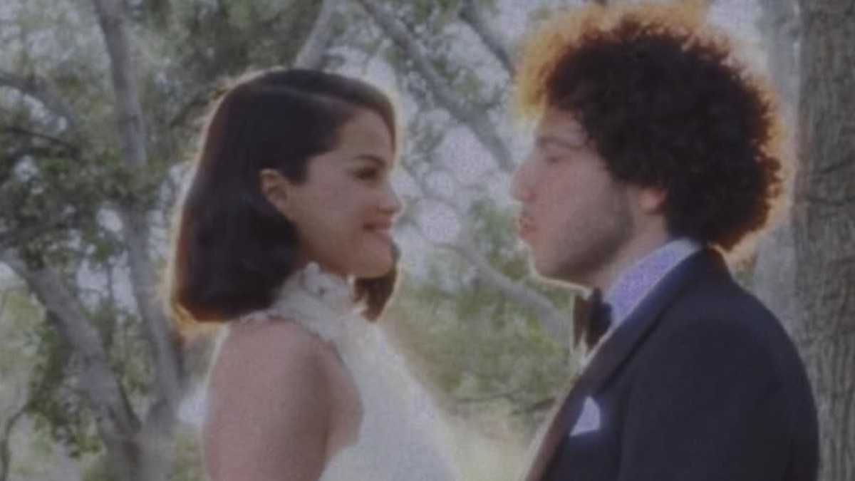 Selena Gomez and Benny Blanco's wedding picture