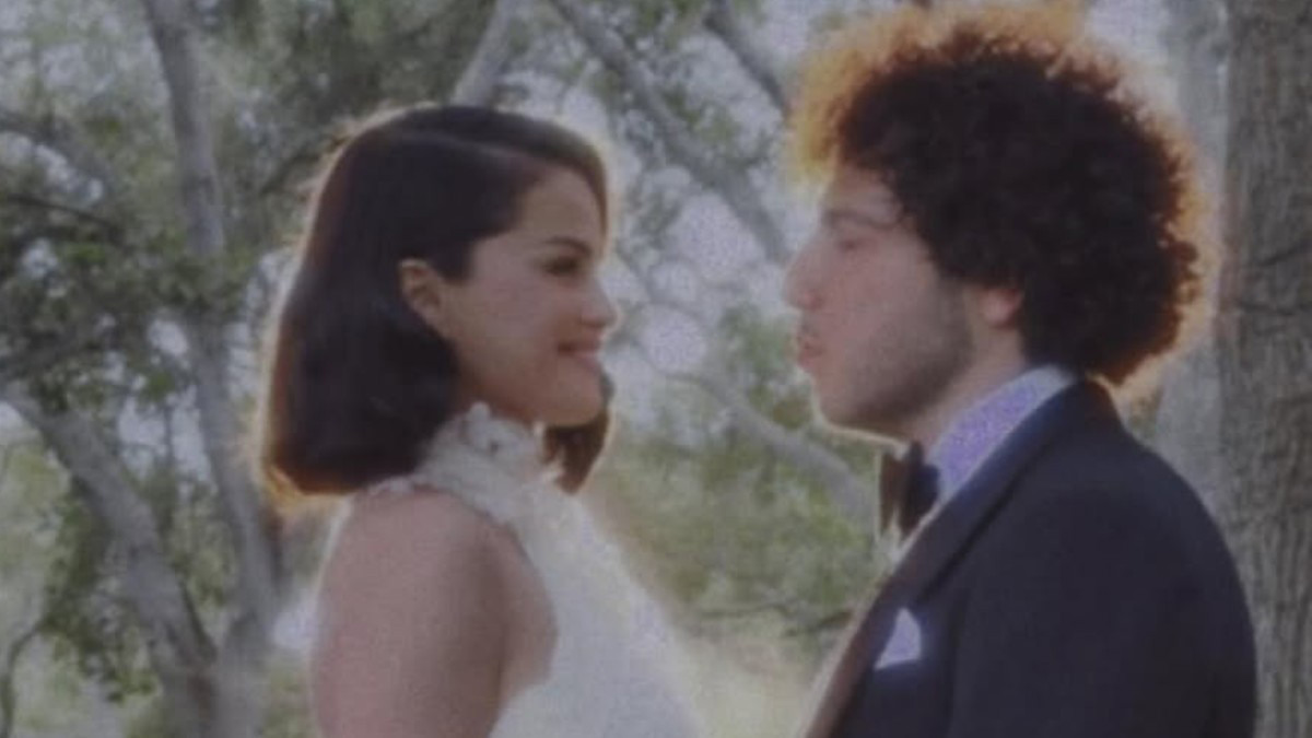 Selena Gomez and Benny Blanco's wedding picture