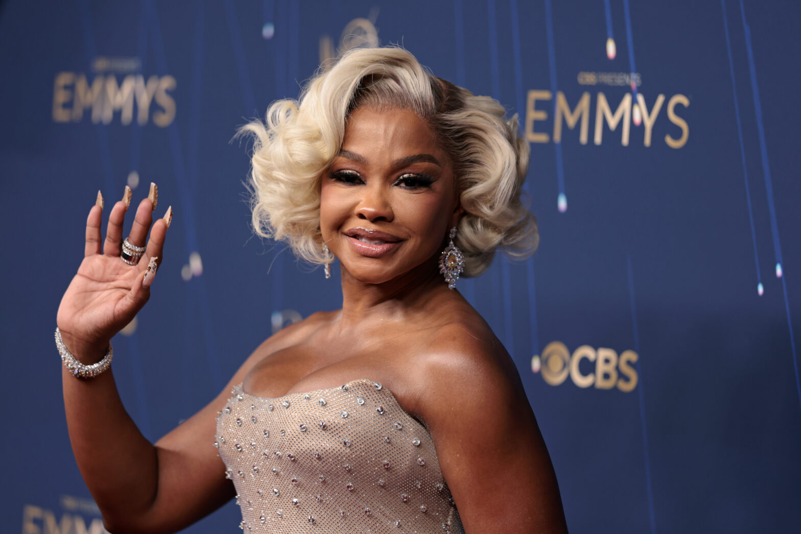 A Look At Phaedra Parks’ Path To Her 6 Million Net Worth(00)