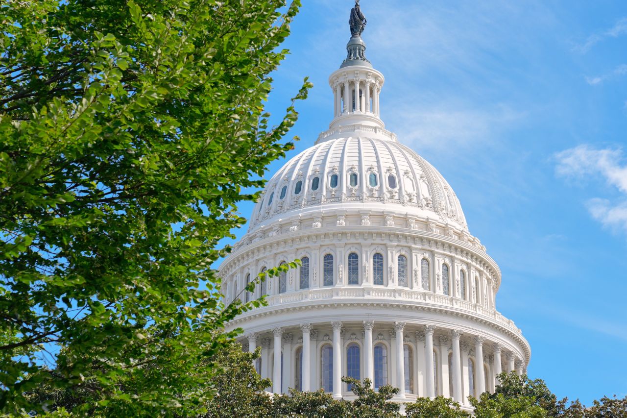 Trump to Host Last-Ditch Talks to Avoid Government Shutdown