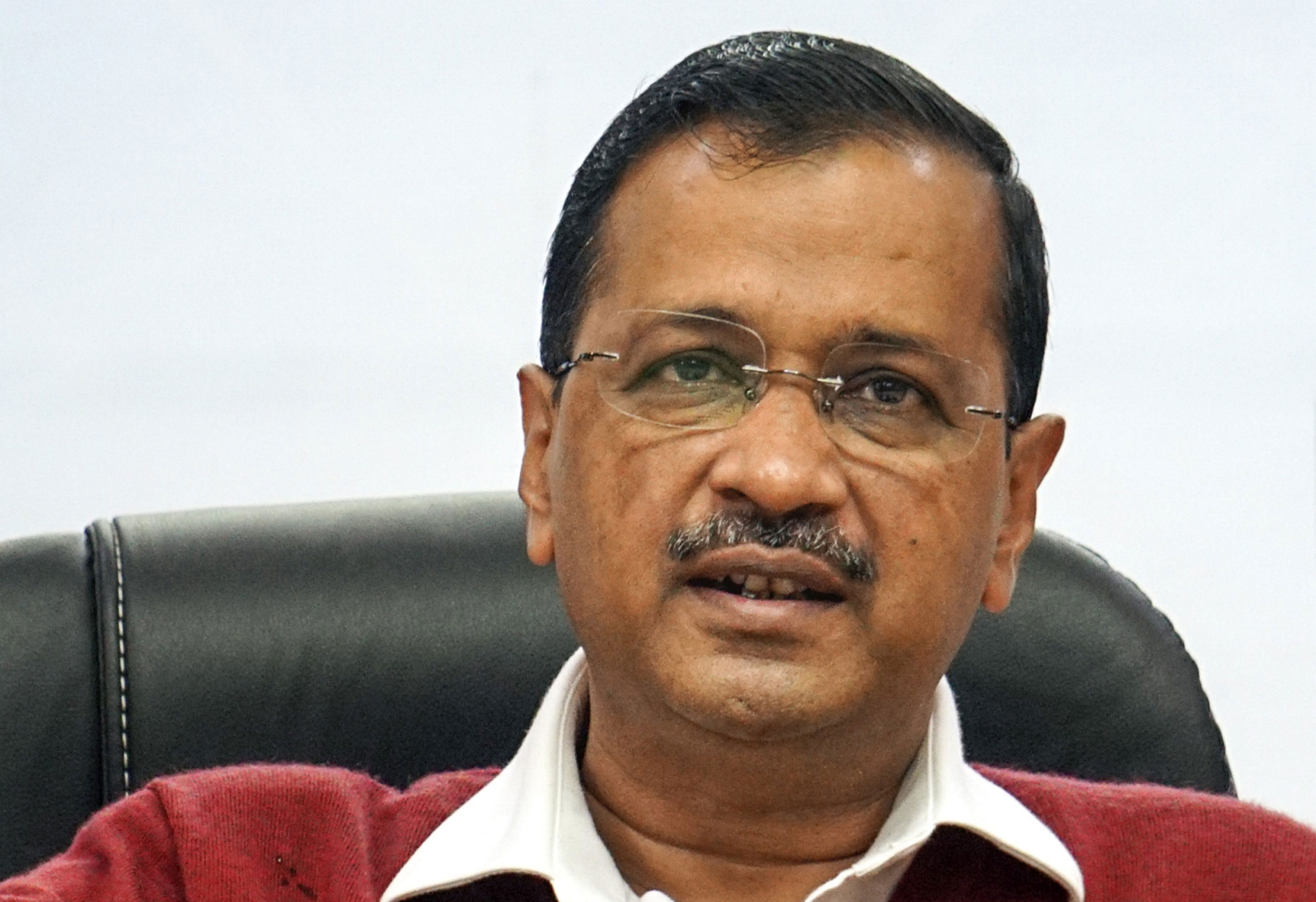PM degree defamation case: Gujarat court rejects Kejriwal, Sanjay Singh ...
