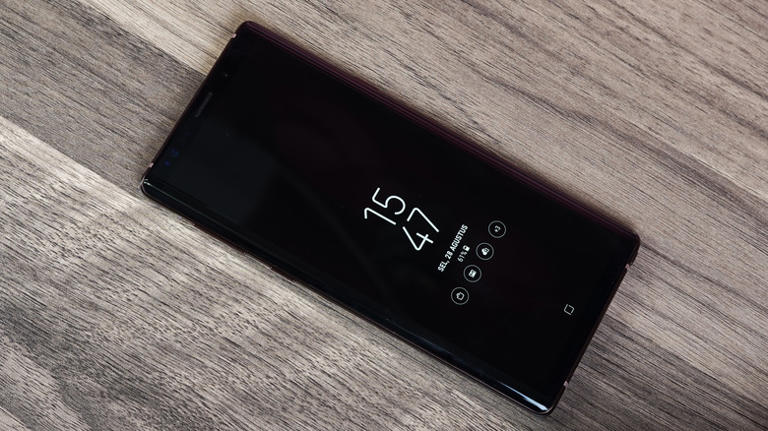 Always On Display on Samsung phone