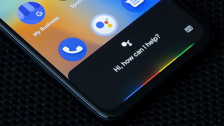 Google Assistant active on smartphone