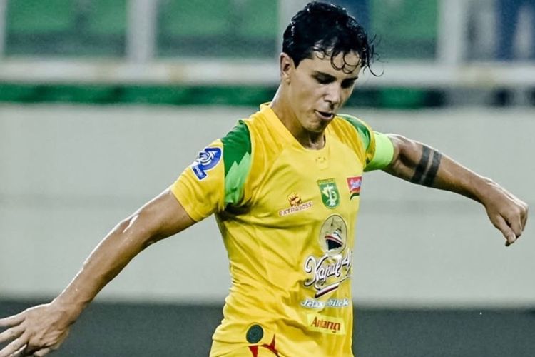 Persebaya Surabaya Unggah Tutorial Penalti, Dibanjiri 27.000 Komentar!