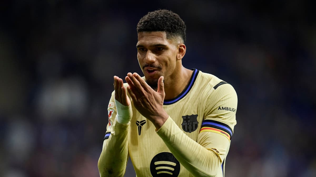 liverpool champions trainers