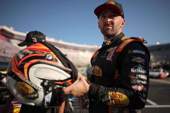 Austin Dillon aims 'unbelievable' comment at Richard Childress Racing