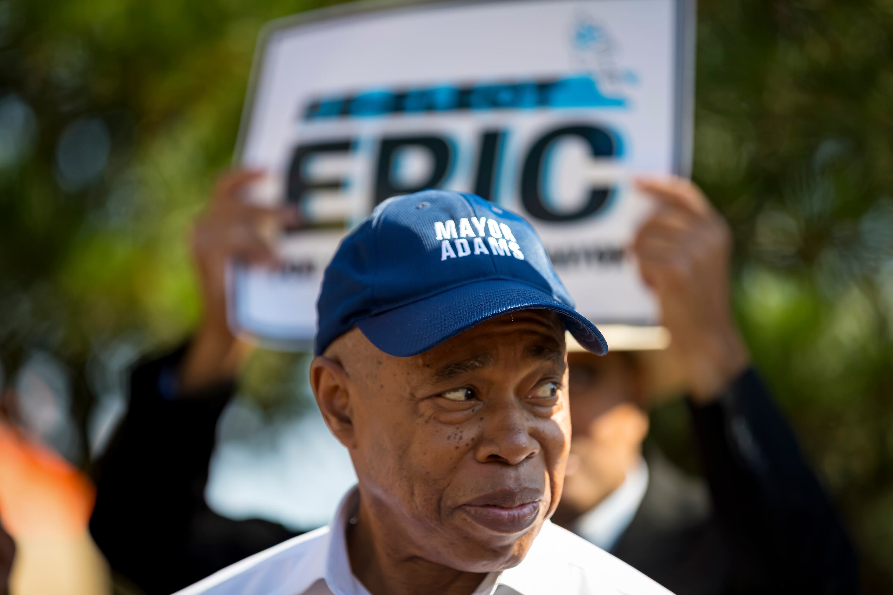 El alcalde de Nueva York, Eric Adams, el 13 de septiembre en un mitin en Brooklyn. 