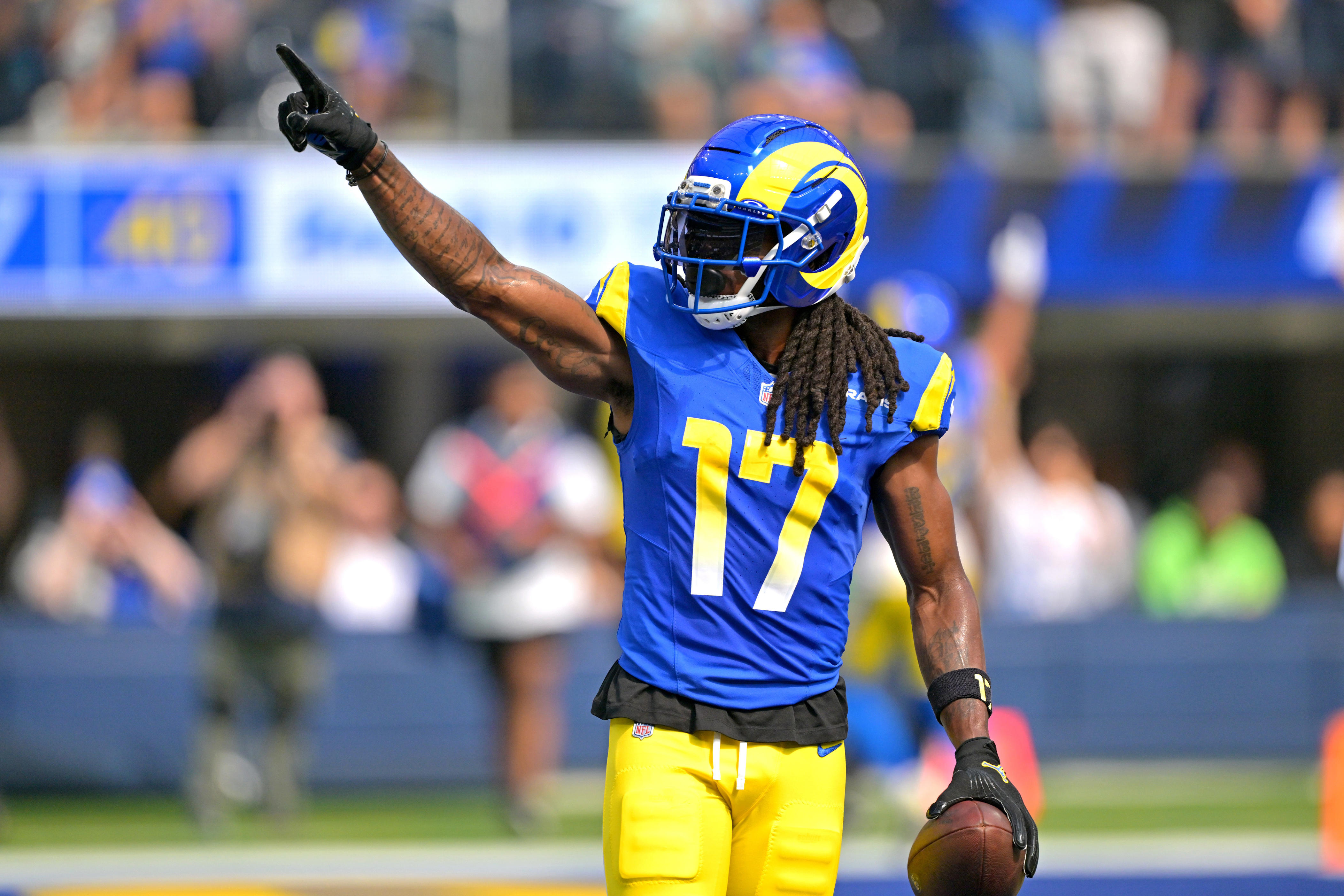 Report: Rams explored trading away Davante Adams