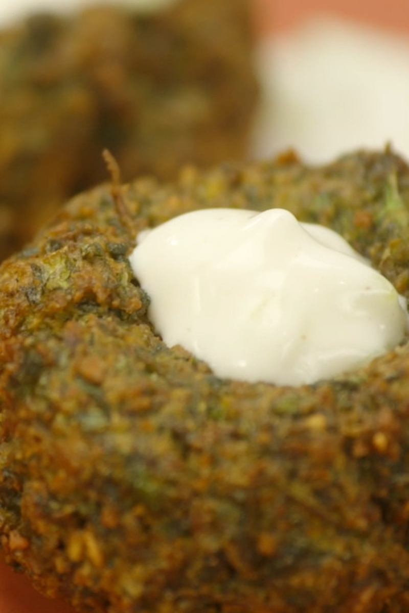 Quick cucumber raita with yogurt, lemon & garam masala