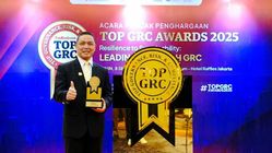 Gubernur dan Direktur Utama Bank Kalbar Dapat Penghargaan GRC Awards 2025, Bukti Komitmen Pemegang S