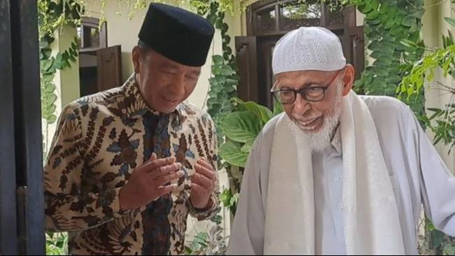 Jokowi Terkejut Dapat Nasehat Abu Bakar Ba