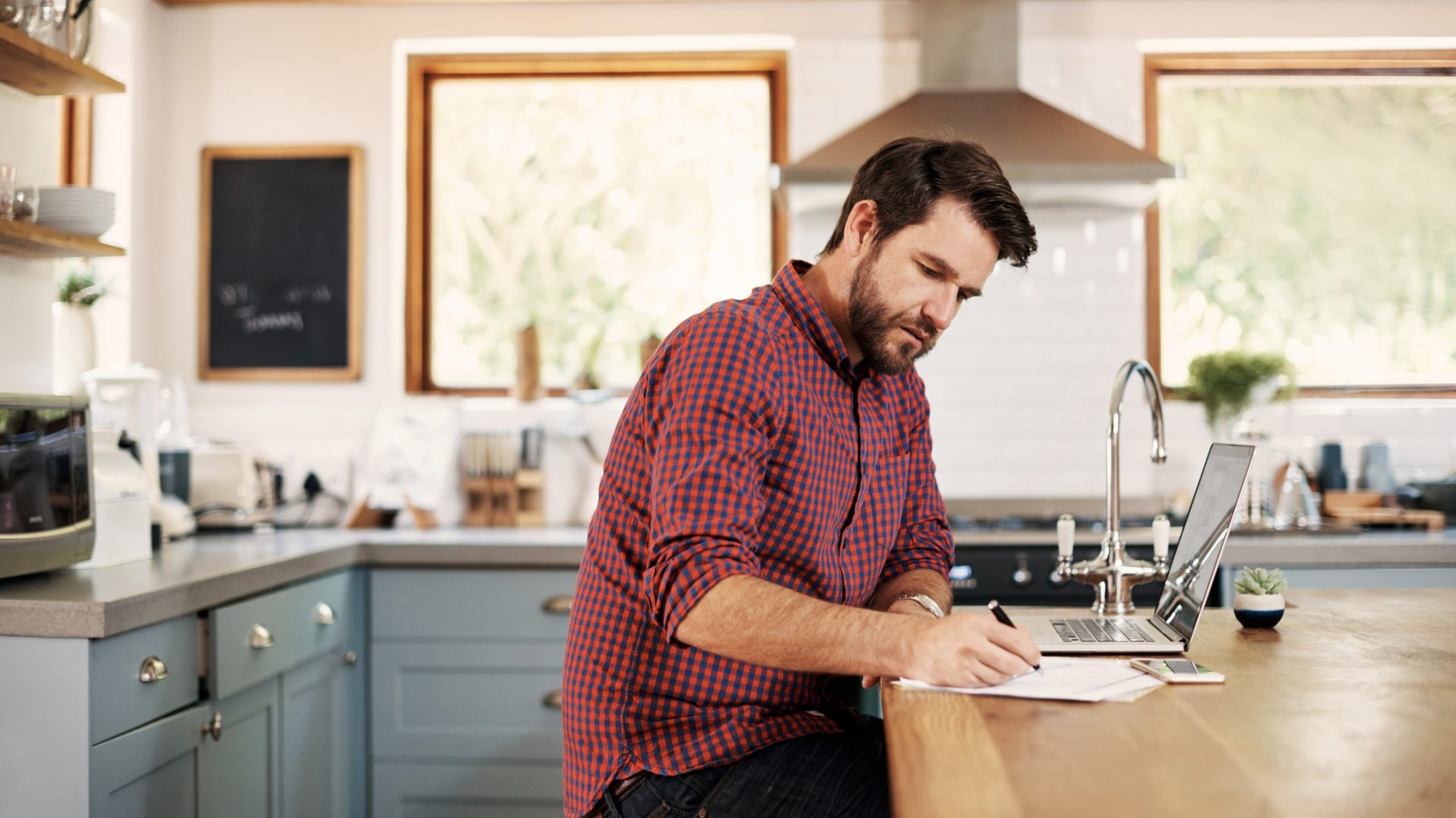 What Is a Solo 401(k)? A Smart Retirement Option for the Self-Employed