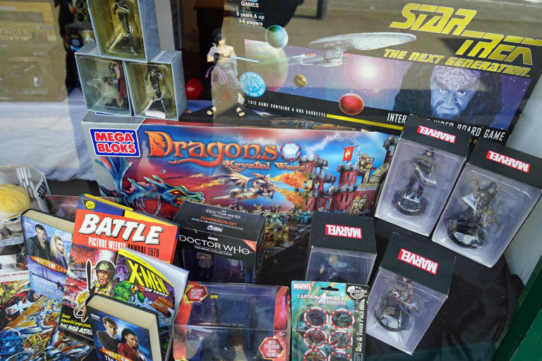 “If I sold e-cigarettes this wouldn’t work:” Derbyshire shop selling