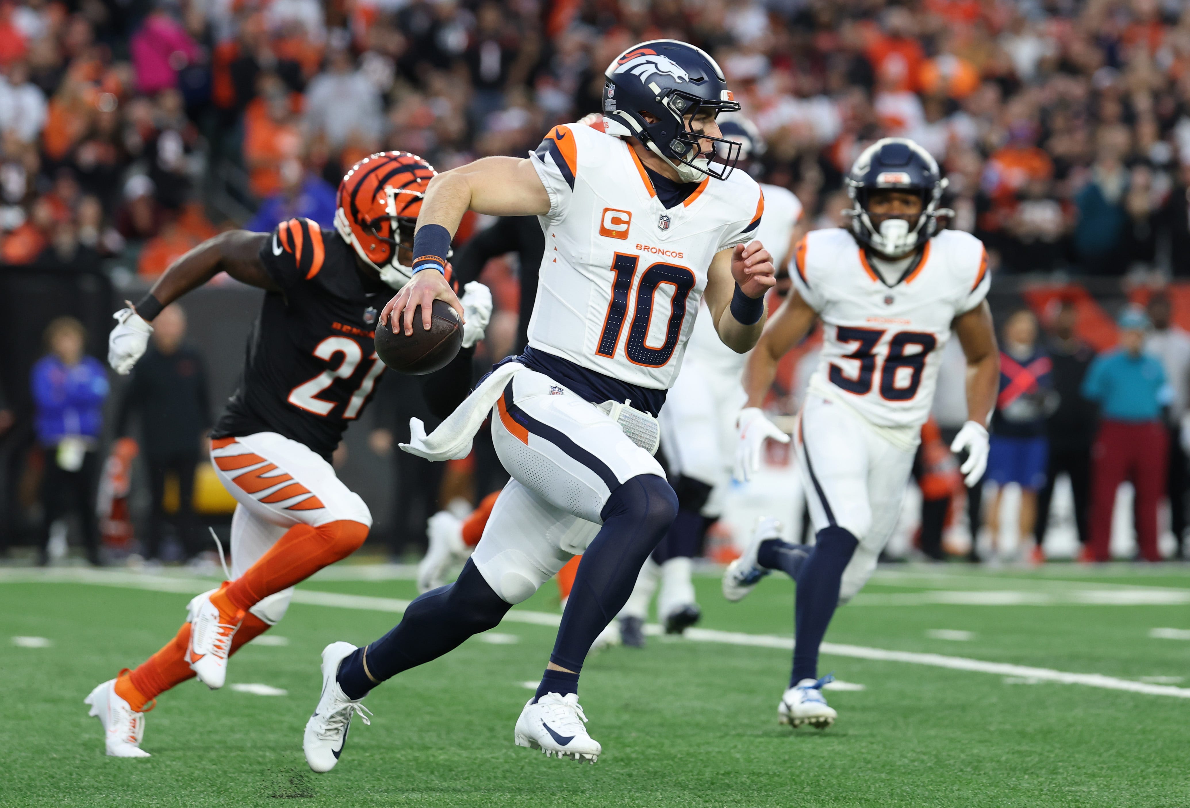 what-channel-is-monday-night-football-broncos-bengals-game-on-tonight