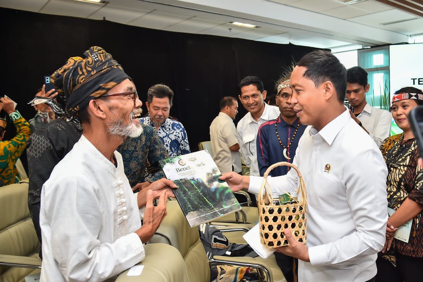 Dana Rp 14 M untuk Pengelolaan Perhutanan Sosial Mandiri Masyarakat Adat