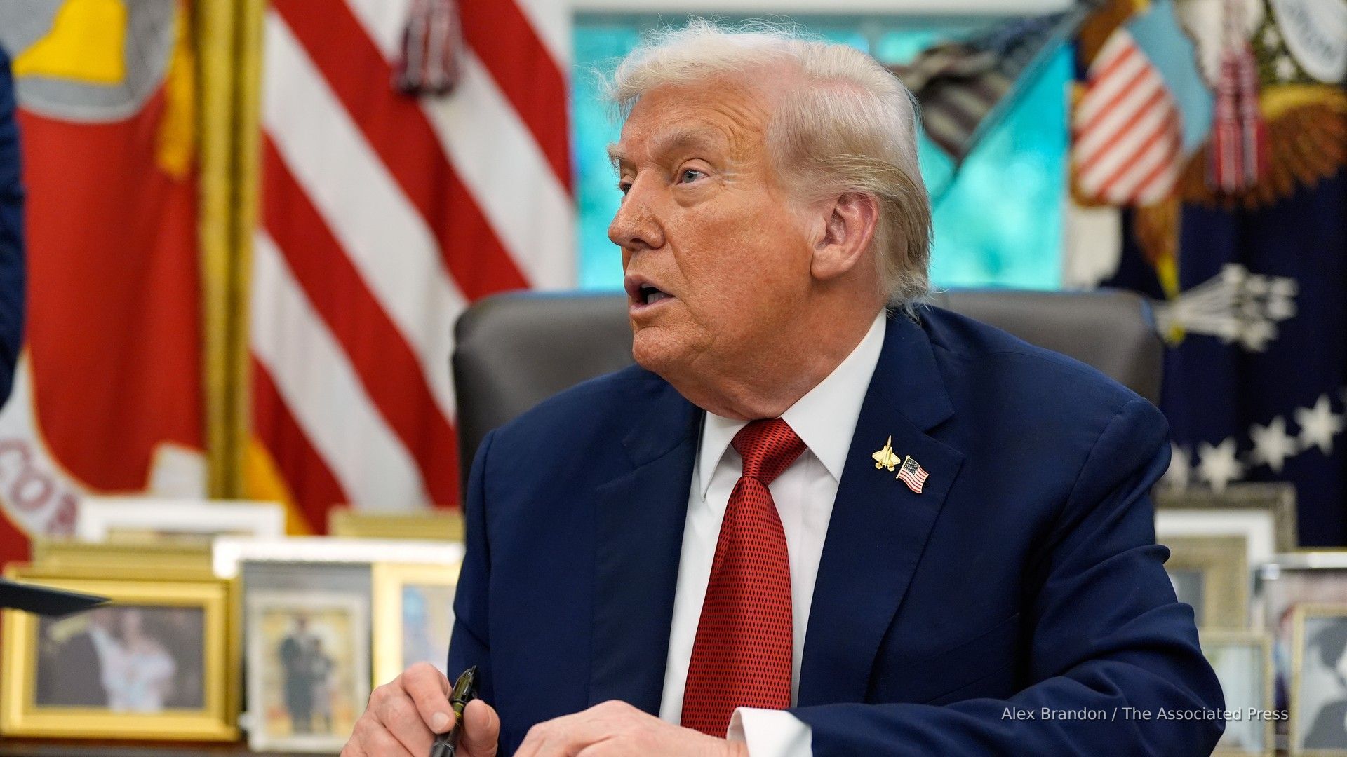 Trump warns government shutdown likely if Democrats don't back down
