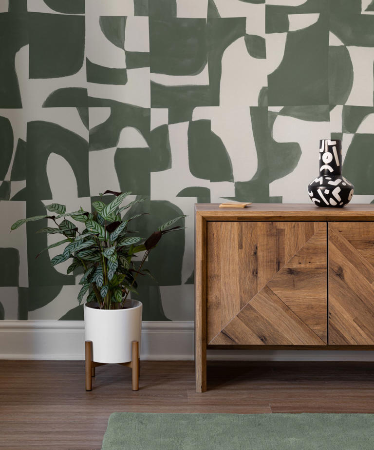 How this ‘outdated’ decor trend is back in style — 18 hallway wallpaper ...