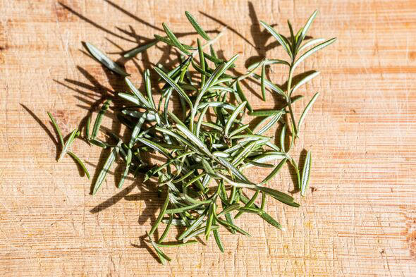 Homes will smell fresher and less stale if you make simple homemade ...