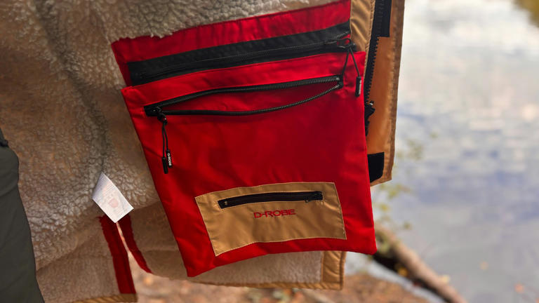 Delta Roam Beaufort changing robe review: Warm, fuzzy, and stylish for some