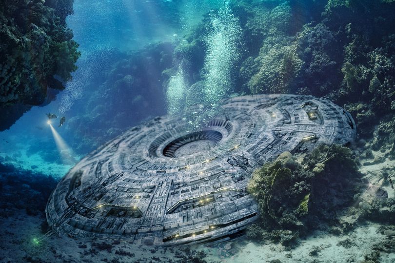 Aliens hiding in ‘five or six’ underwater UFO bases off the Bahamas