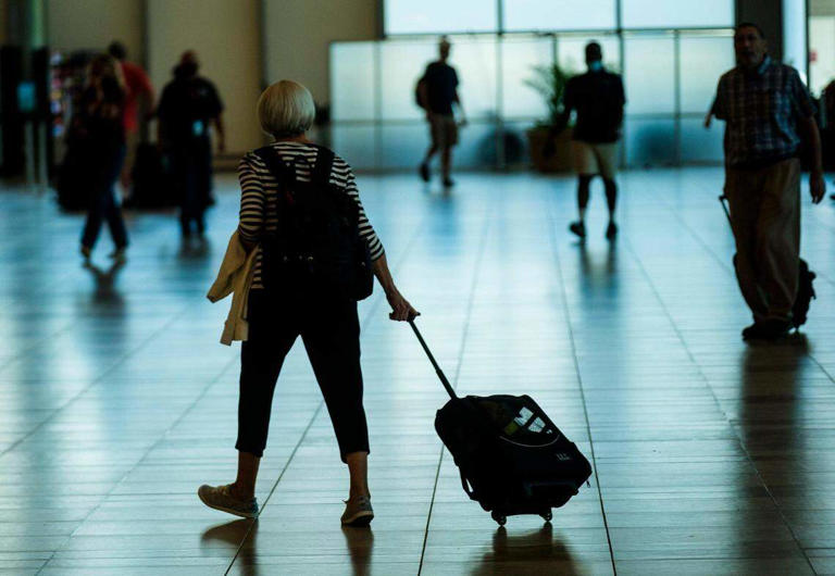 are-flights-being-cancelled-at-myrtle-beach-airport-as-sc-braces-for