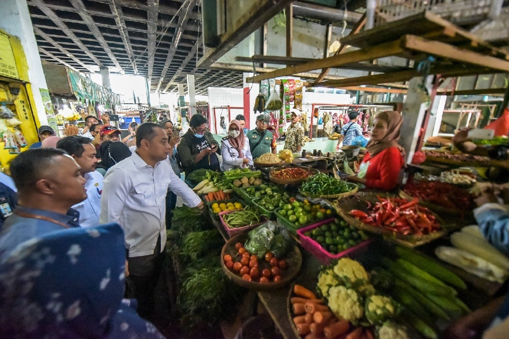 Ekonomi Surabaya Tumbuh 5,24% di Triwulan II/2025 Didorong Pasar Tradisional