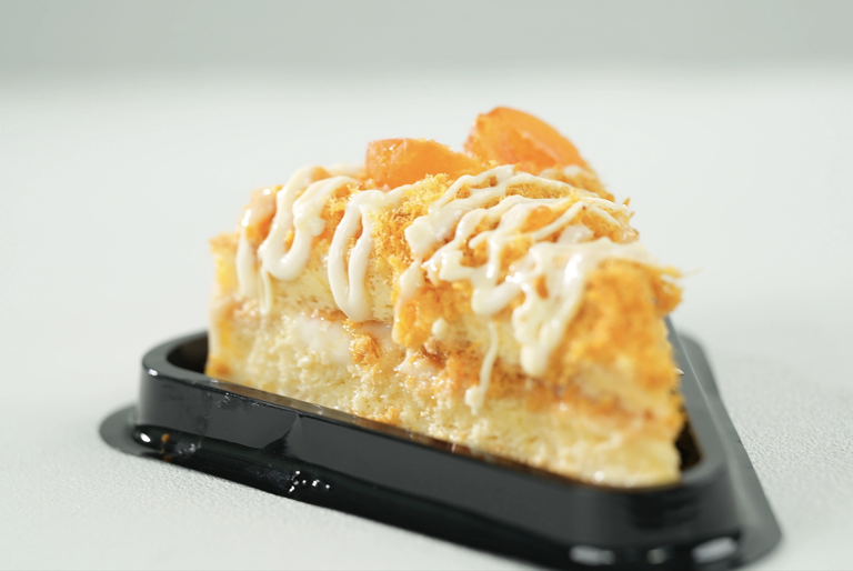 Ăn bánh ngọt vào bữa sáng thường xuyên làm tăng nguy cơ mắc bệnh tiểu đường, suy giảm trí nhớ. Ảnh: Thành Trung