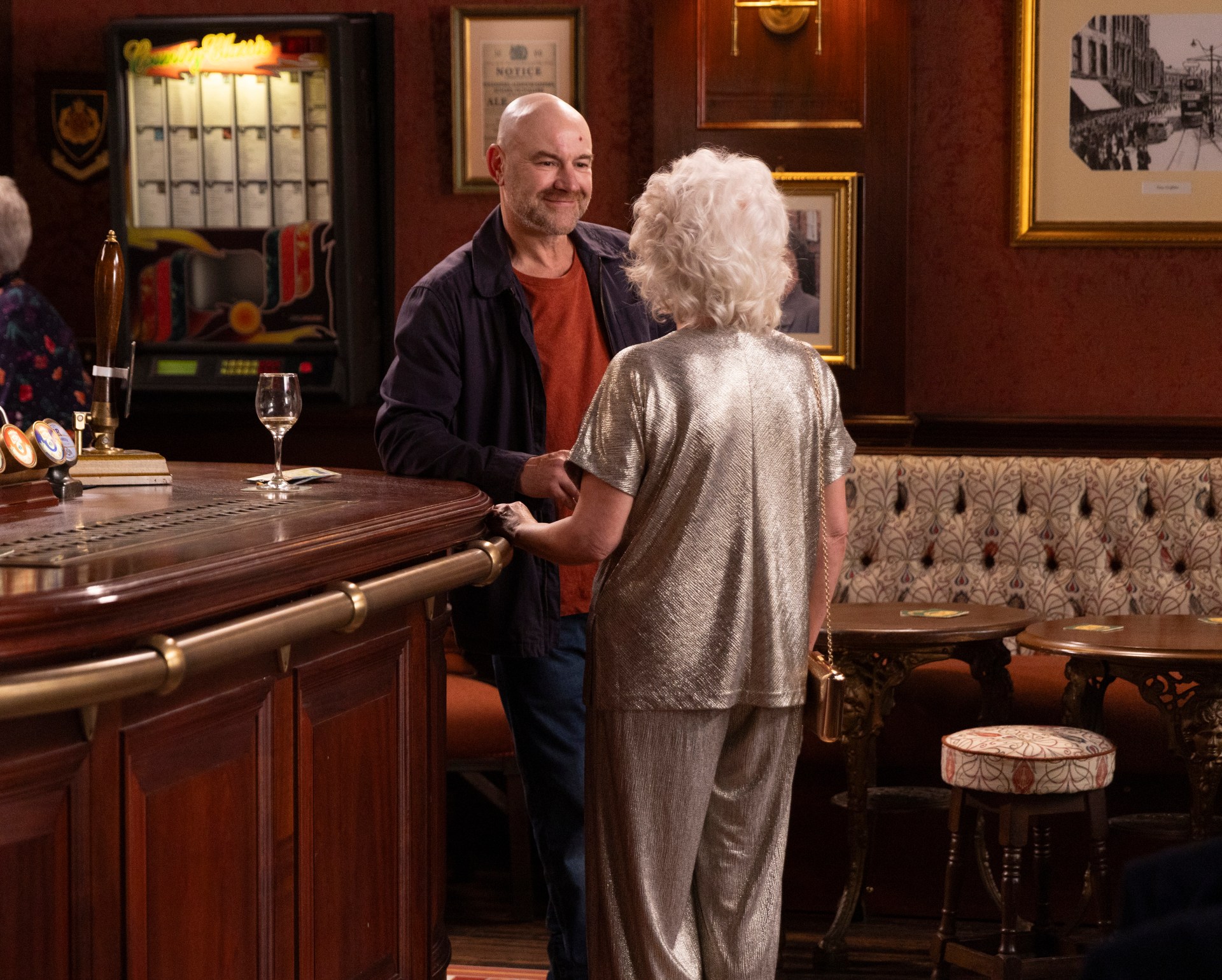 Tim Metcalfe spent the afternoon chatting to Trisha (Picture: ITV)