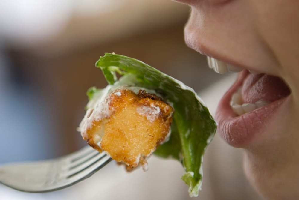 Gejala Awal Keracunan Makanan dan Cara Mengatasinya