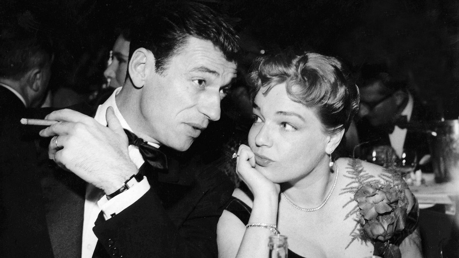 Yves Montand et Simone Signoret : découvrez leur refuge normand, un ...
