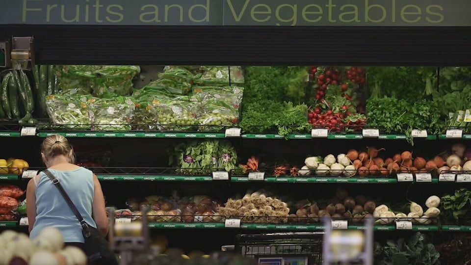 ‘Sticker shock’: Tips to save on groceries amid rising prices