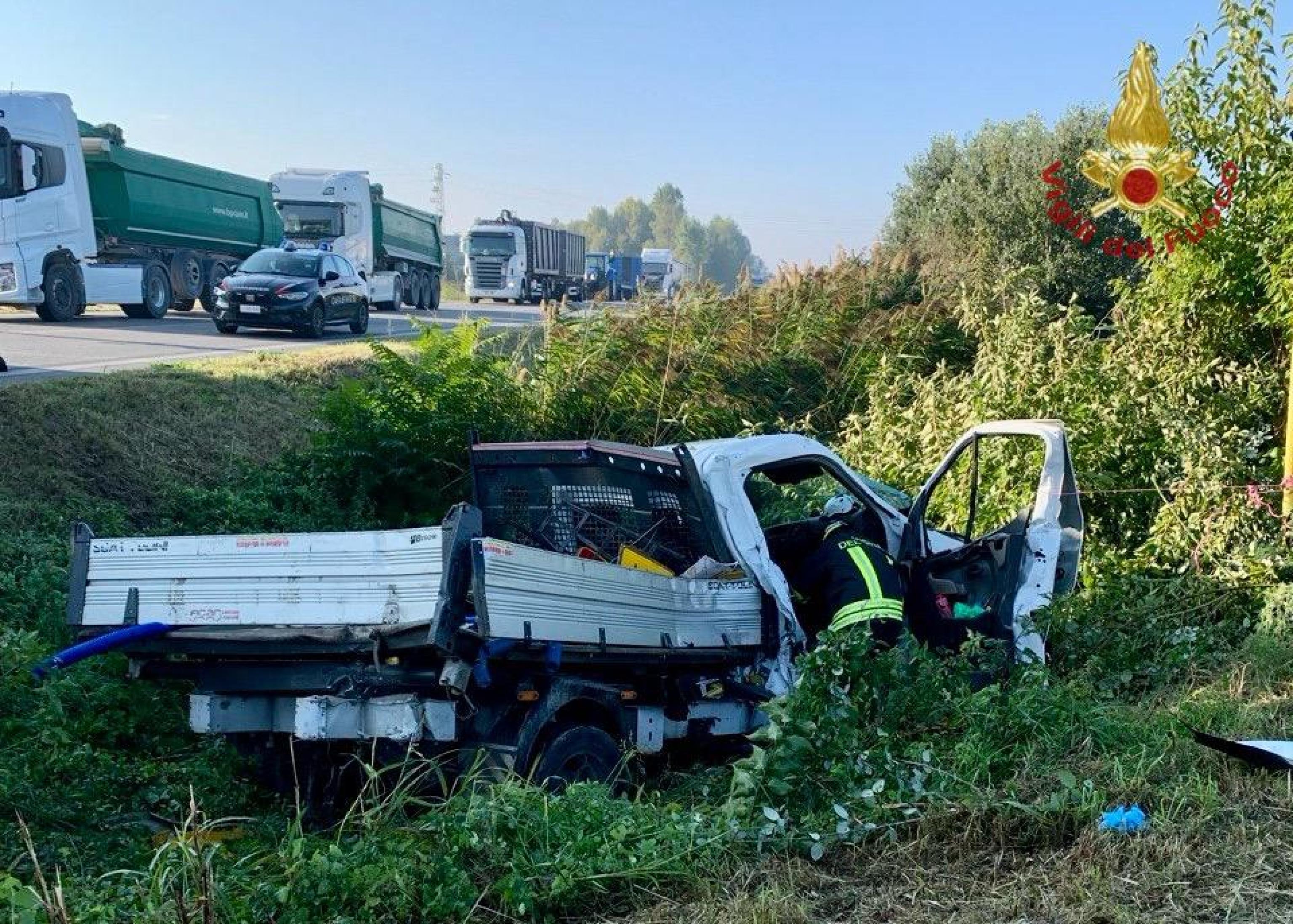 Incidente lungo la Romea, un morto e due feriti vicino Rovigo
