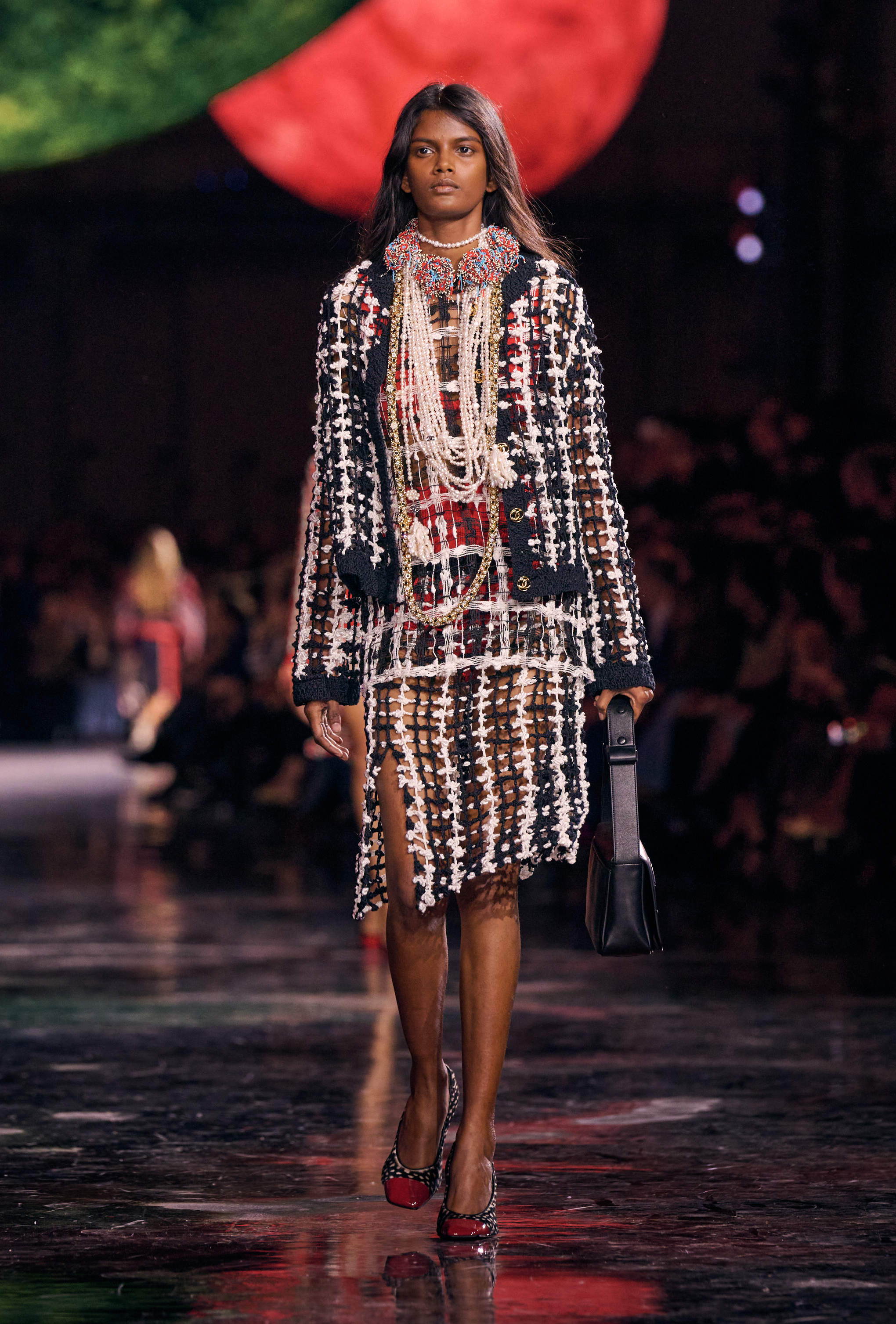 Chanels creative director Matthieu Blazy debuteert met indrukwekkende ...