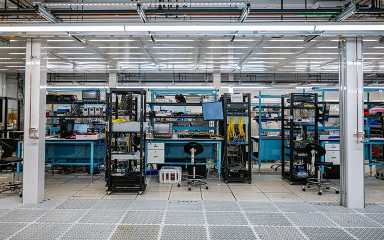PsiQuantum Plans Quantum Supercomputer That Runs on Light