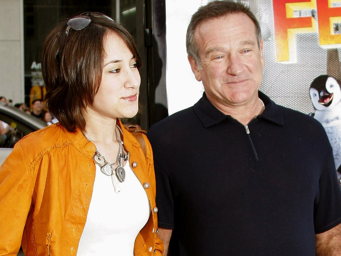 'Stop it!' Robin Williams' daughter criticizes AI fakes of her father(02)