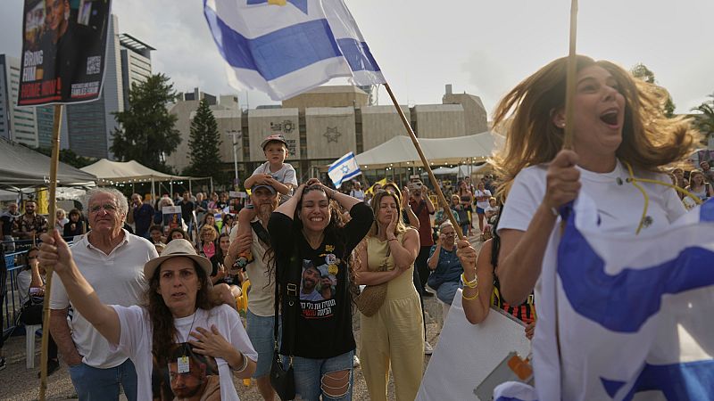 Israel remembers Oct. 7 as Gaza war grinds on and peace talks resume