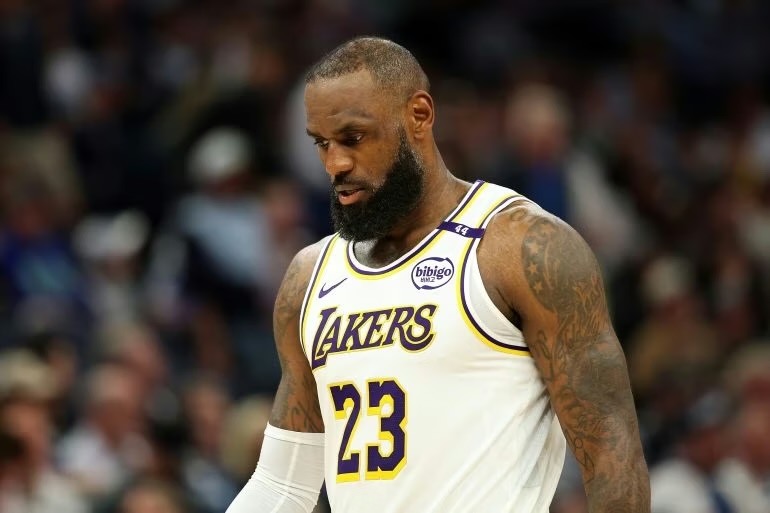 LeBron James’ Cryptic Message Sends NBA Fans Into A Frenzy